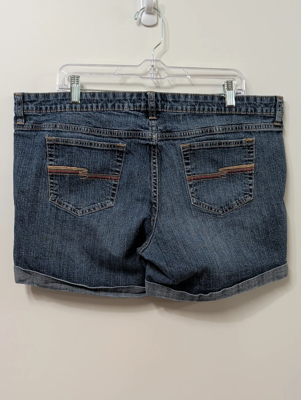 ​Arizona Jean Co Cuffed Denim Stretch Shorts Size XXL (19)